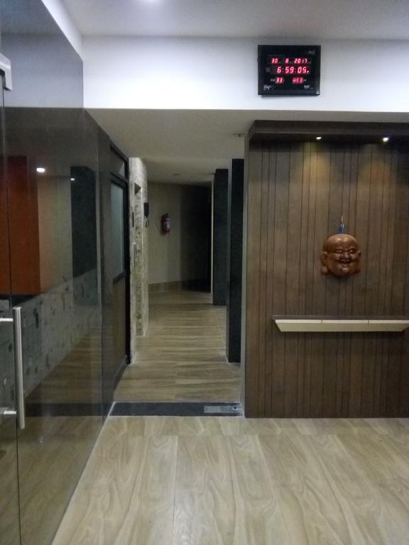 Season 4 Residences - Nungambakkam Near Us Consulate, Apollo Hospital, Shankar Nethralaya Chennai Exterior photo