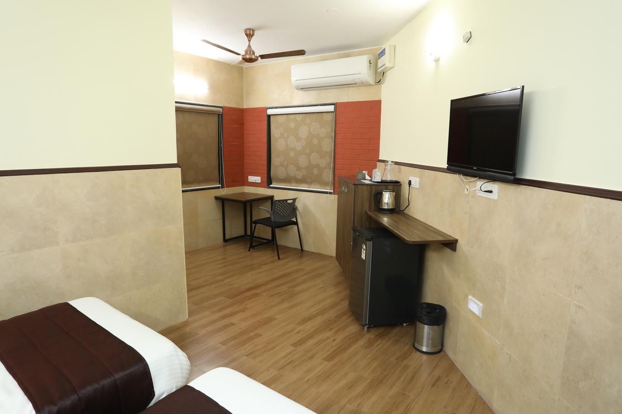 Season 4 Residences - Nungambakkam Near Us Consulate, Apollo Hospital, Shankar Nethralaya Chennai Exterior photo